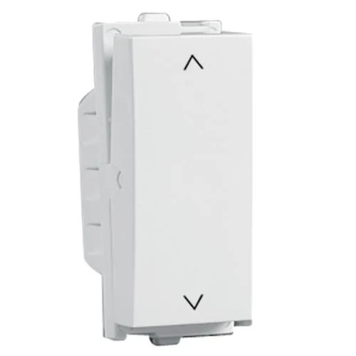 Crabtree Verona 16 A Two Way Switch